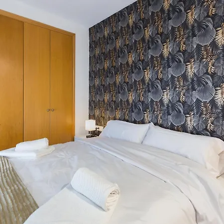 Apartamento Piso Familiar Cerca Del Centro, Ac Y Wifi Gratis Valencia