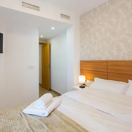 Piso Familiar Cerca Del Centro, Ac Y Wifi Gratis Apartamento Valencia