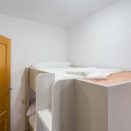Apartamento Piso Familiar Cerca Del Centro, Ac Y Wifi Gratis Valencia