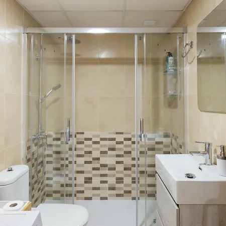 Apartamento Piso Familiar Cerca Del Centro, Ac Y Wifi Gratis *